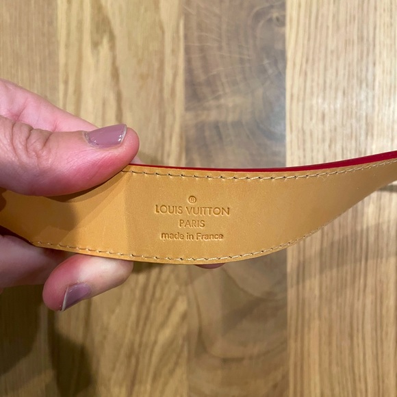 Louis Vuitton, Patent and Leather Belt, Color Red, Size 30/32 - Picture 5 of 7